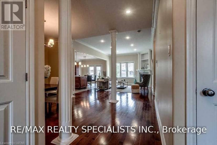 404 South Carriage Way — photo 6 of 29