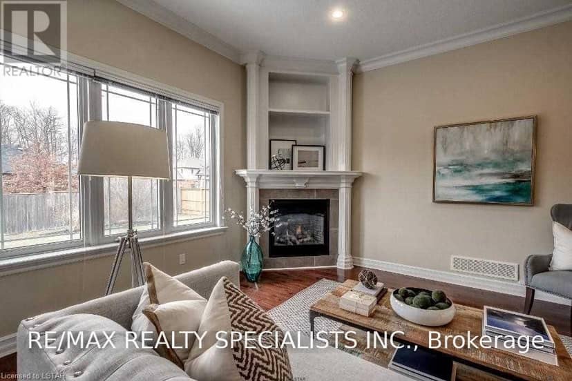 404 South Carriage Way — photo 8 of 29