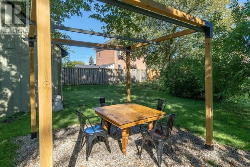 42 York Street — photo 23 of 36