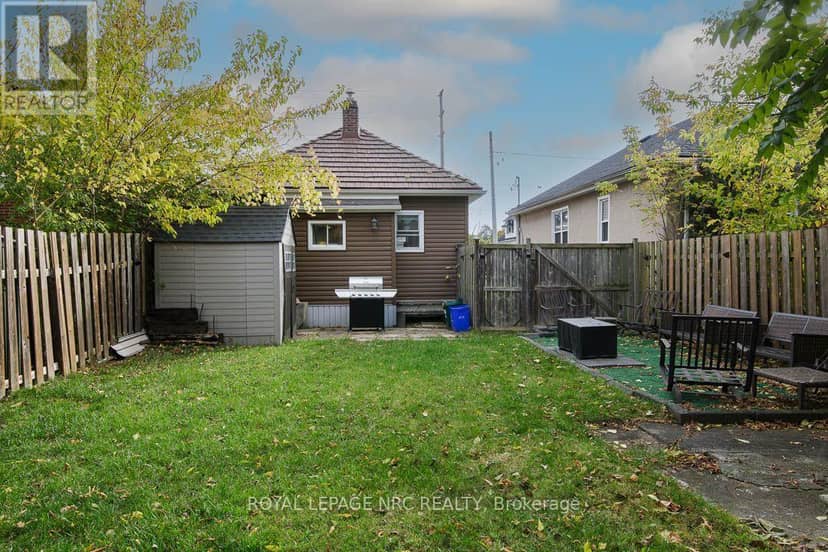 241 Vine Street — photo 17 of 19