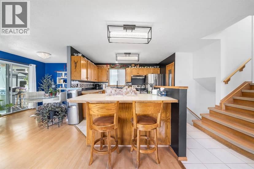 402 Main Street S, Redcliff, photo 5