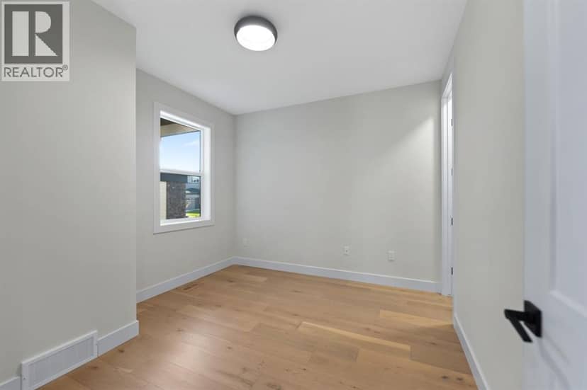 39 South Shore Road — photo 14 of 40