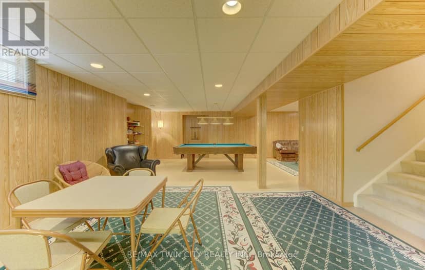 298 Roxton Drive — photo 33 of 38