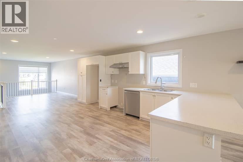 223 Manning Drive Drive — photo 18 of 27