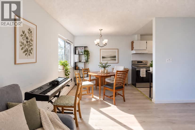 303 7240 LINDSAY ROAD, Richmond