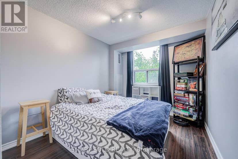 210 - 5 Old Sheppard Avenue — photo 17 of 40