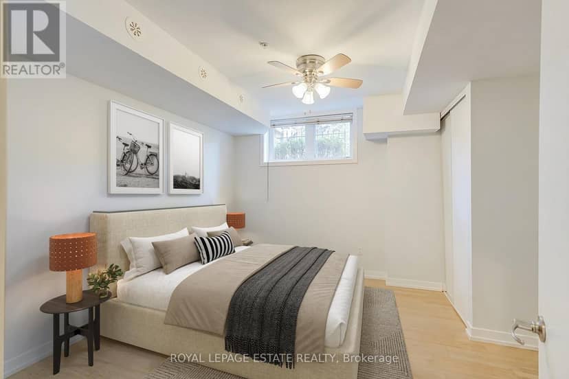 32 - 140 Broadview Avenue — photo 13 of 30