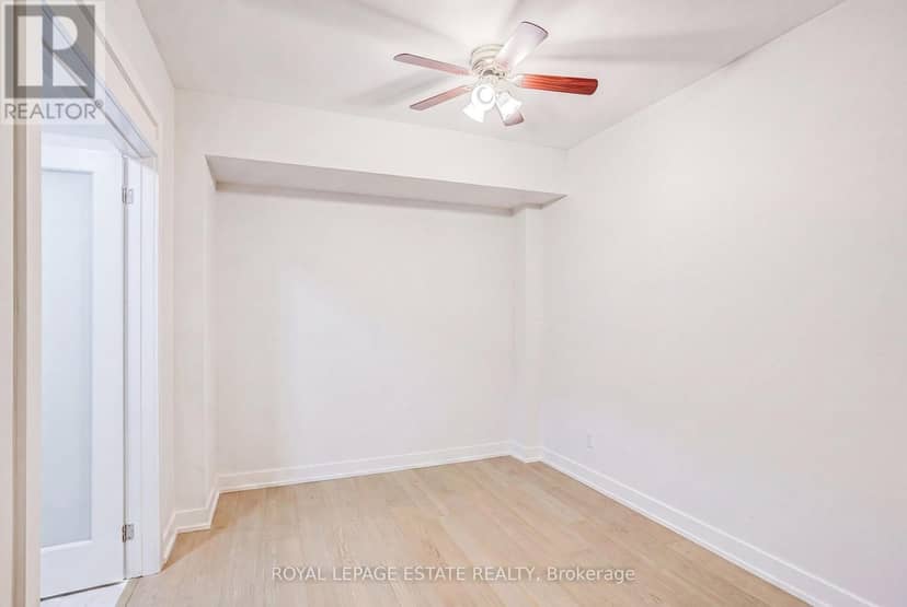 32 - 140 Broadview Avenue — photo 18 of 30