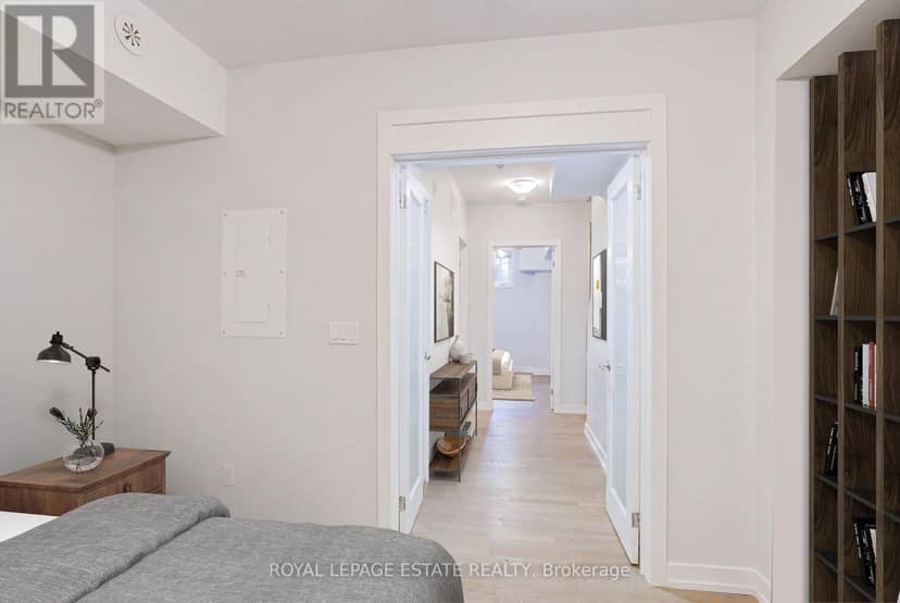 32 - 140 Broadview Avenue — photo 19 of 30
