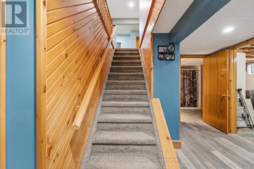 390 Morris Street — photo 21 of 38