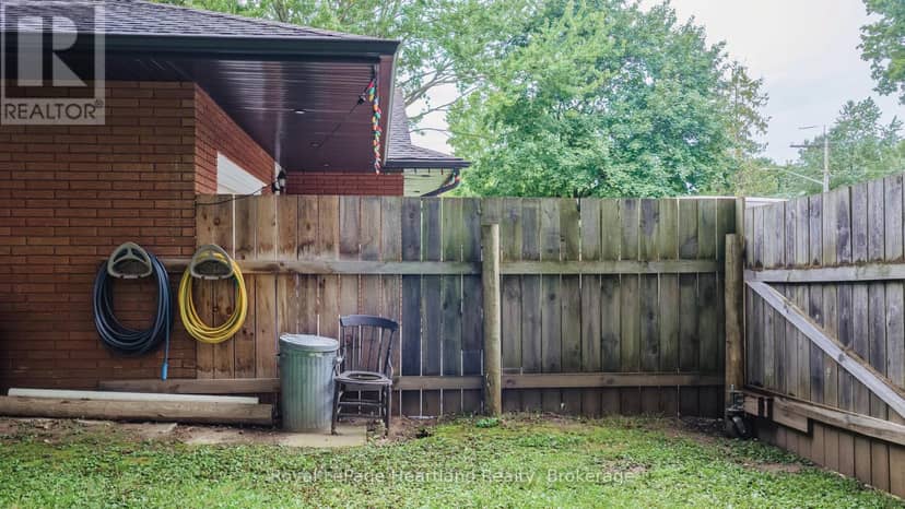 390 Morris Street — photo 36 of 38