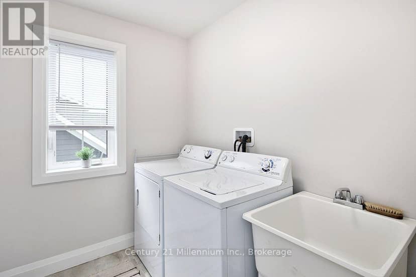 214 Yellow Birch Crescent — photo 28 of 40