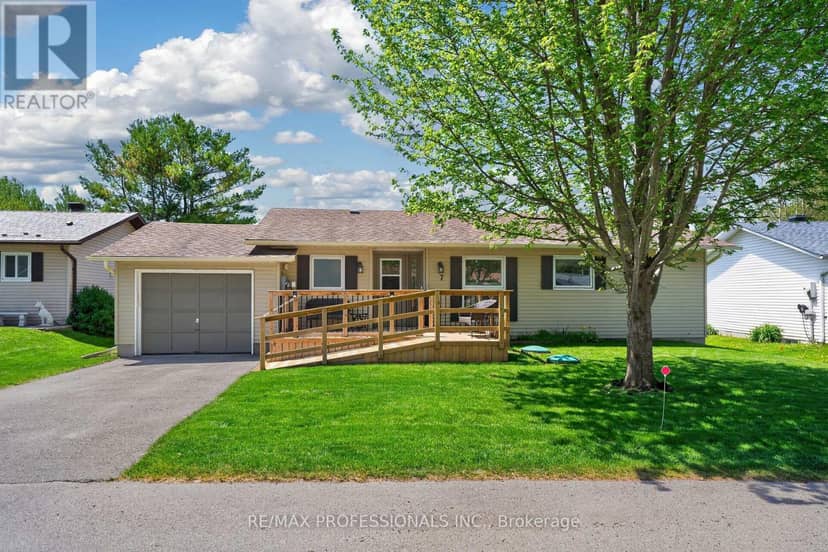 7 Tamarack Court — photo 1 of 31