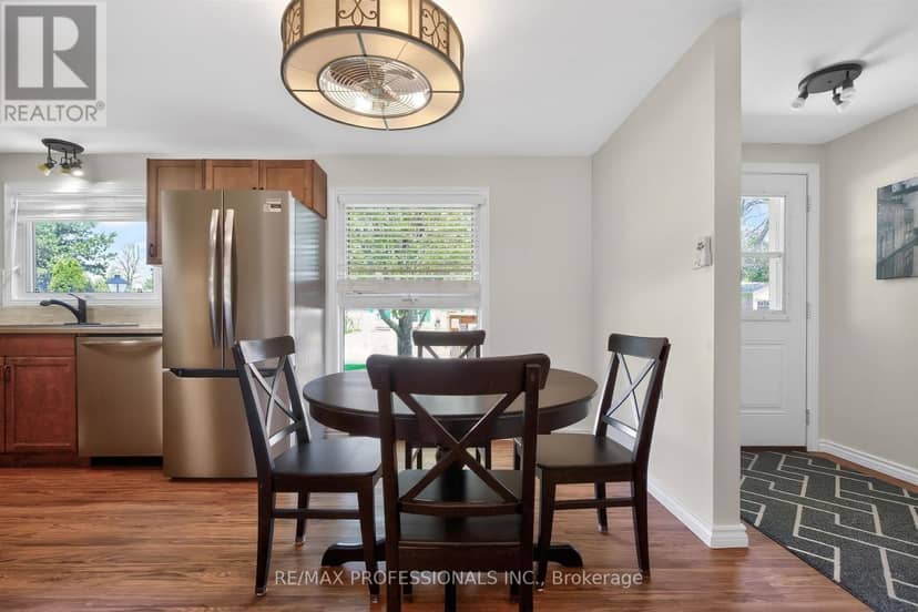 7 Tamarack Court — photo 12 of 31