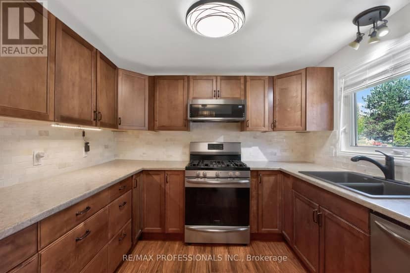 7 Tamarack Court — photo 15 of 31