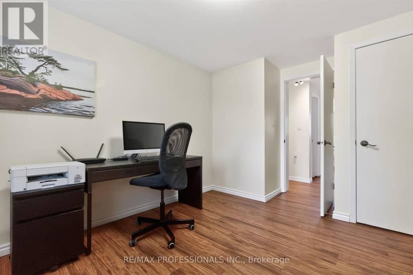 7 Tamarack Court — photo 24 of 31