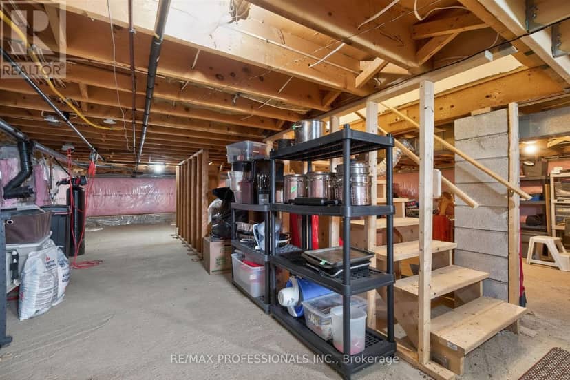 7 Tamarack Court — photo 27 of 31
