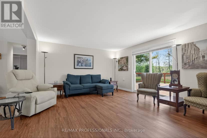 7 Tamarack Court — photo 7 of 31