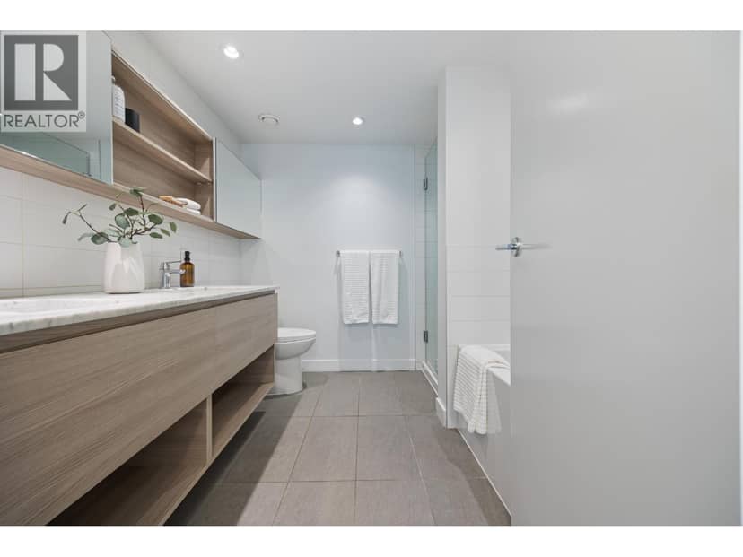 TH2 988 QUAYSIDE DRIVE, New Westminster, photo 6