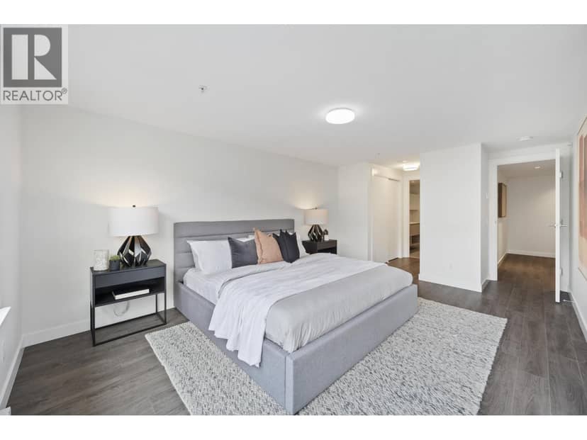 TH2 988 QUAYSIDE DRIVE, New Westminster, photo 3
