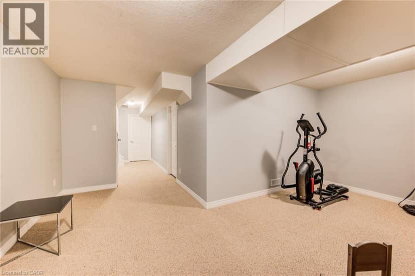 360 CORNRIDGE Place Unit# 2 — photo 32 of 39