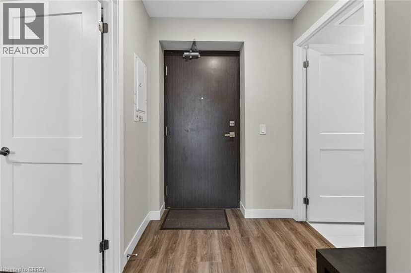15 QUEEN Street Unit# 609 — photo 9 of 40