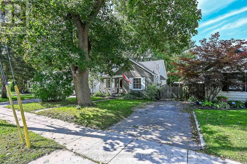 39 Balmoral Avenue — photo 2 of 40