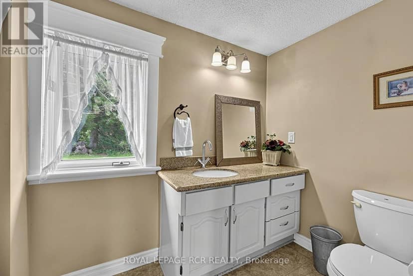 517578 County Road 124 — photo 16 of 40