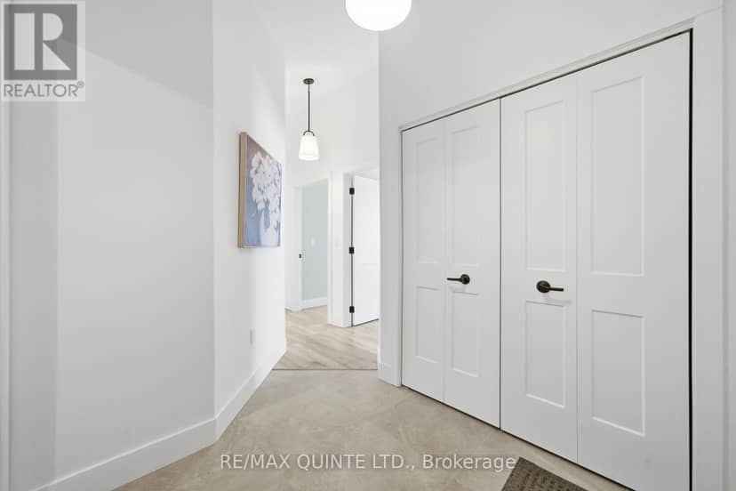 225 Mitchells Crossroad — photo 5 of 40