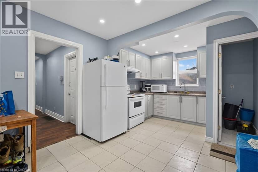 241 WEST 5TH Street — photo 9 of 26