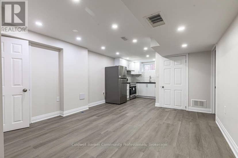 173 West 32nd Street — photo 26 of 40