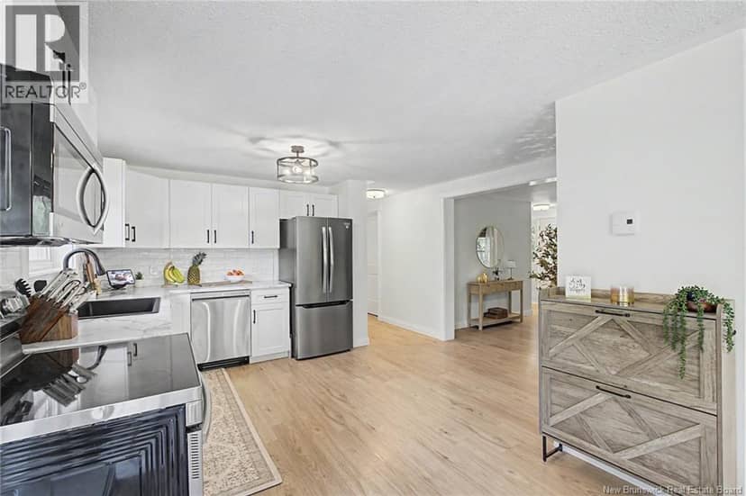 51 Upton Street — photo 13 of 40