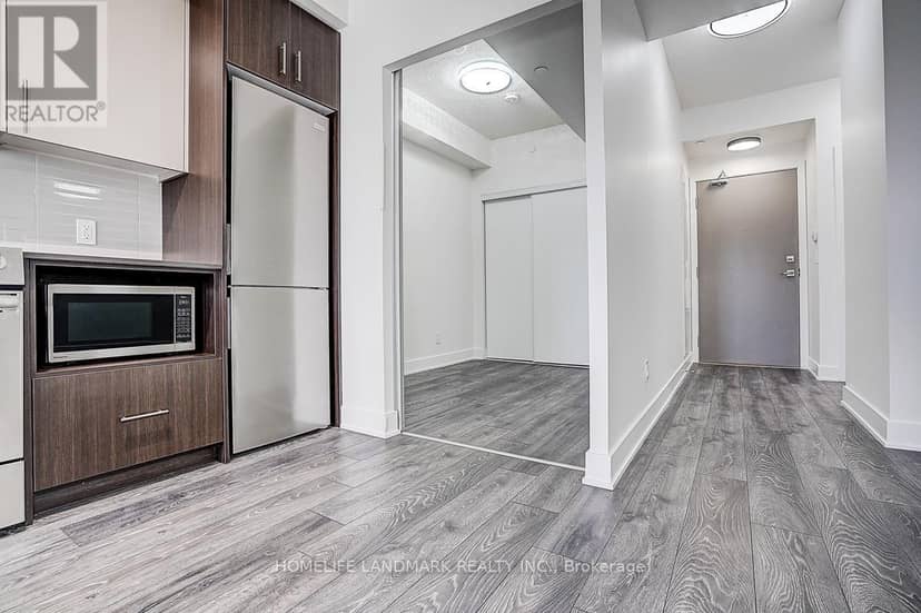 309 - 188 Fairview Mall Drive — photo 19 of 40