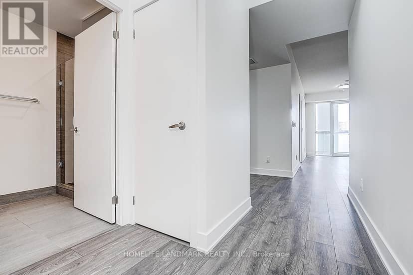 309 - 188 Fairview Mall Drive — photo 7 of 40