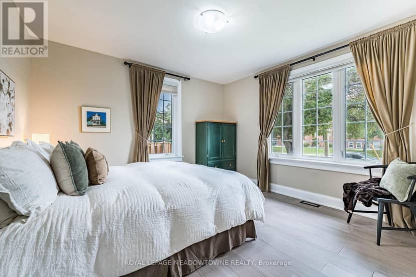 32 Craig Street — photo 20 of 40