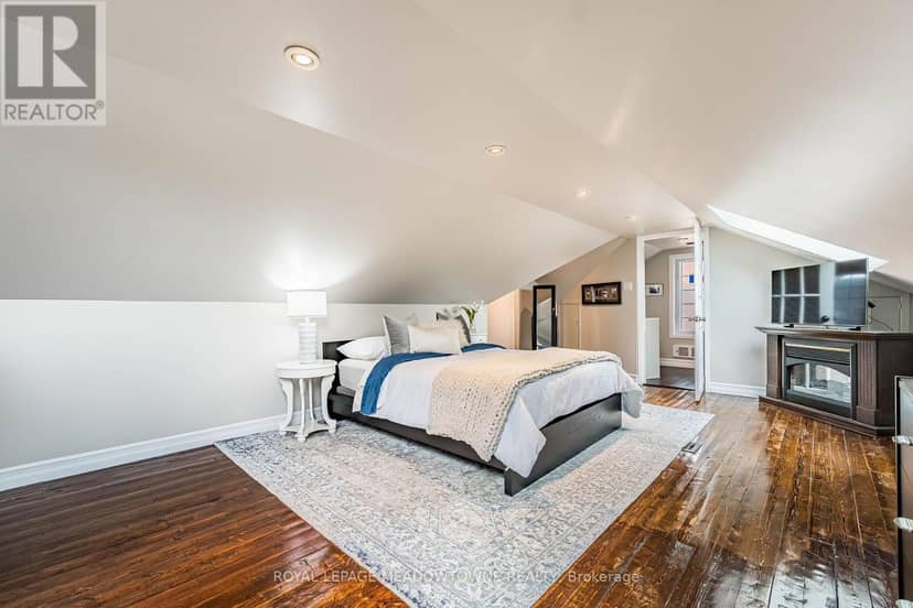 32 Craig Street — photo 33 of 40
