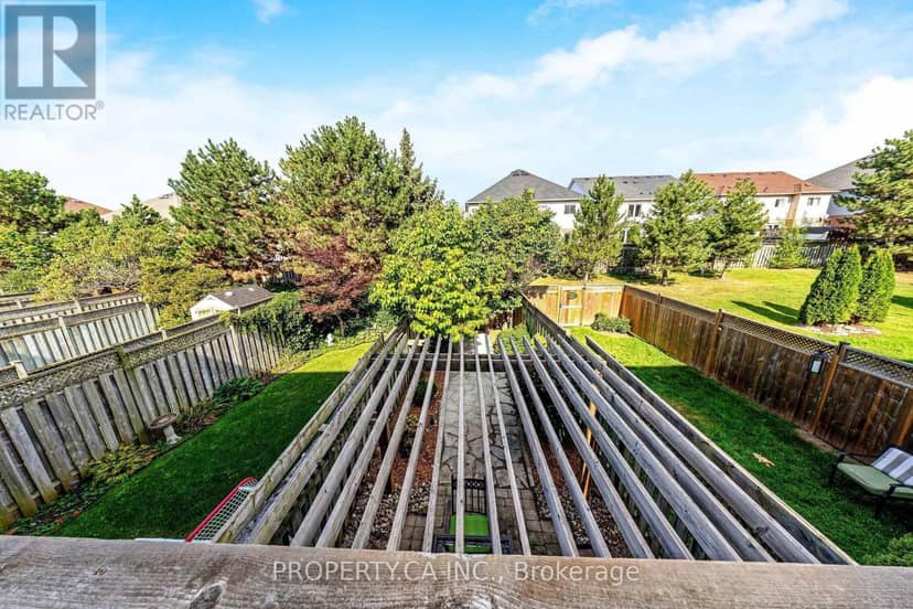 24 - 1751 Lampman Avenue — photo 11 of 33