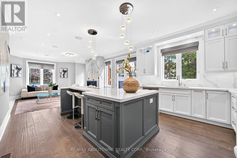 408 Seabourne Drive — photo 11 of 40