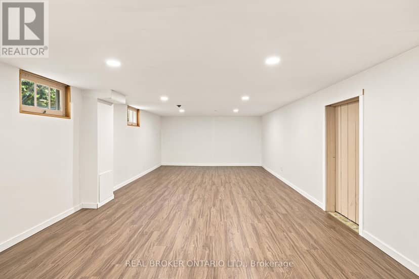 45 Argyle Avenue — photo 30 of 33