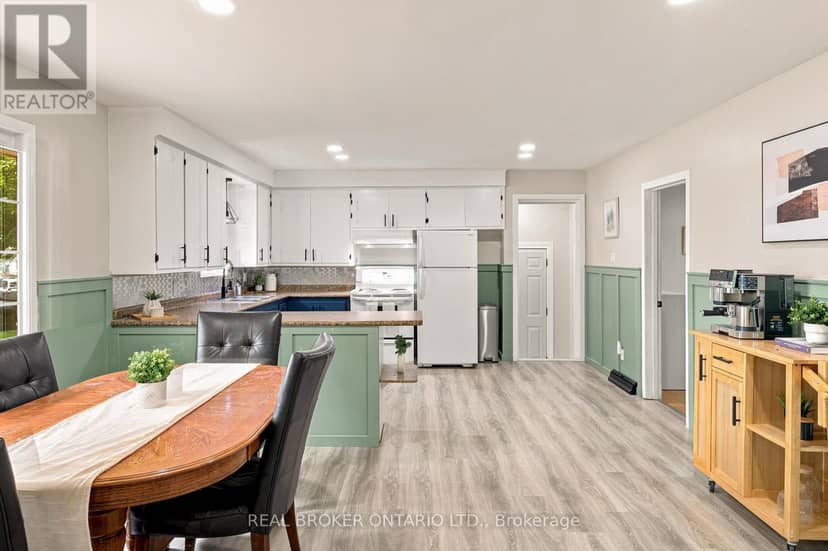 45 Argyle Avenue — photo 5 of 33