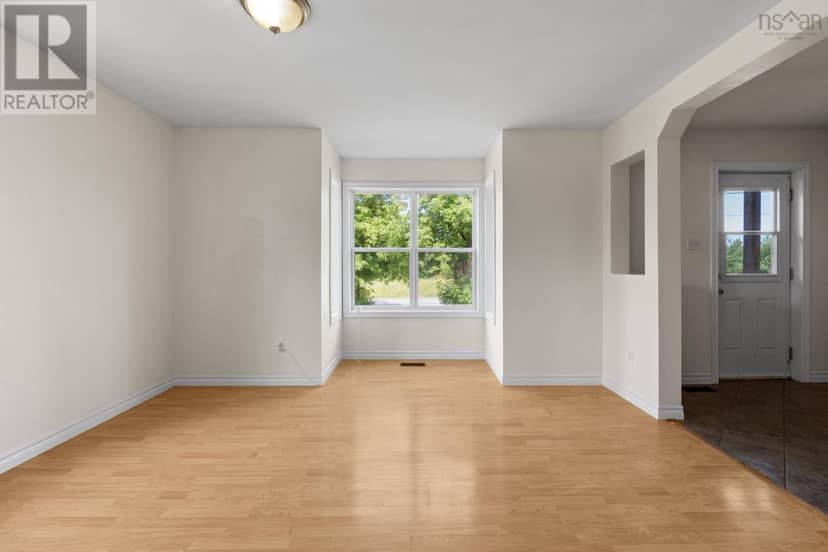 219 George Street — photo 12 of 36