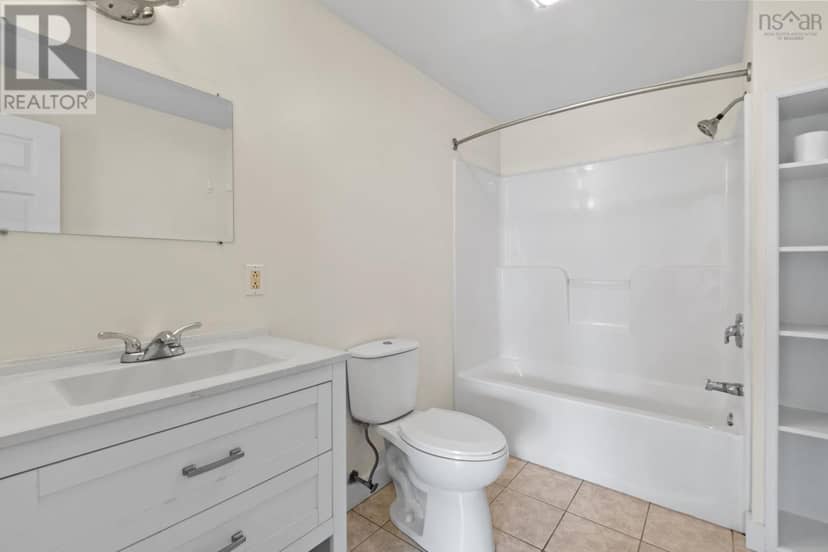 219 George Street — photo 21 of 36