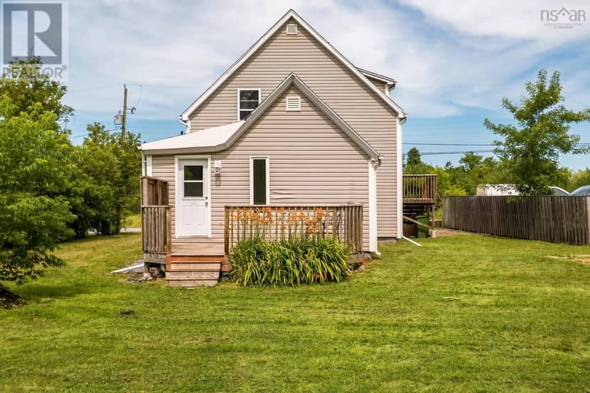219 George Street, Stewiacke, photo 3