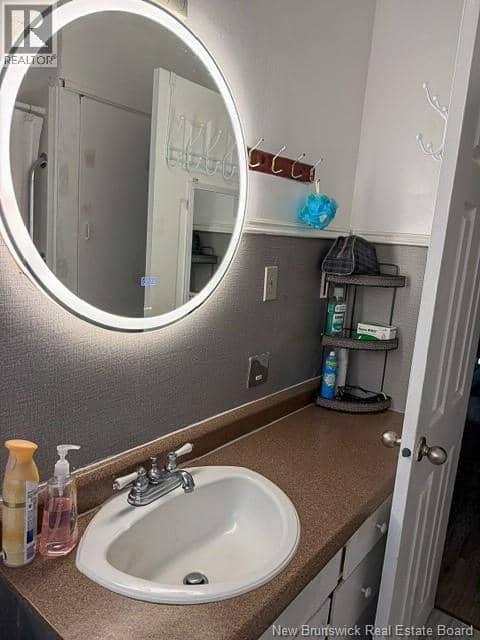93 Hillcrest Avenue — photo 21 of 40