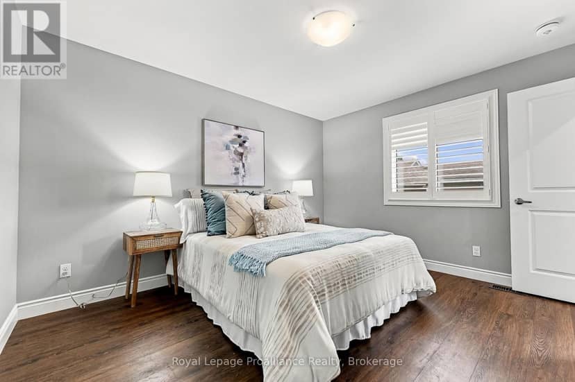 8 Ferris Court — photo 19 of 40