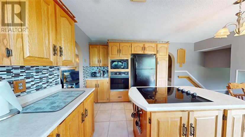 7-9 Marsh View Road — photo 15 of 27