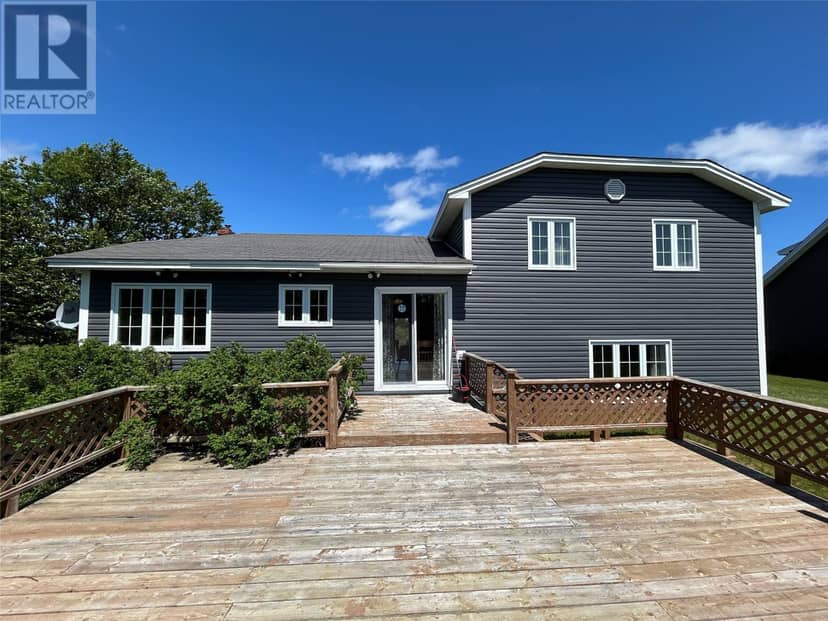 7-9 Marsh View Road — photo 7 of 27