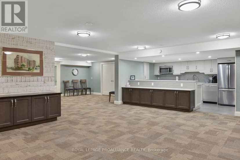 506 - 55 Water Street — photo 38 of 40