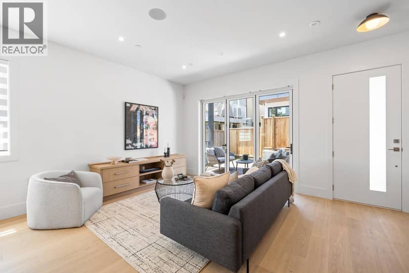 A 4258 SOPHIA STREET, Vancouver, photo 8