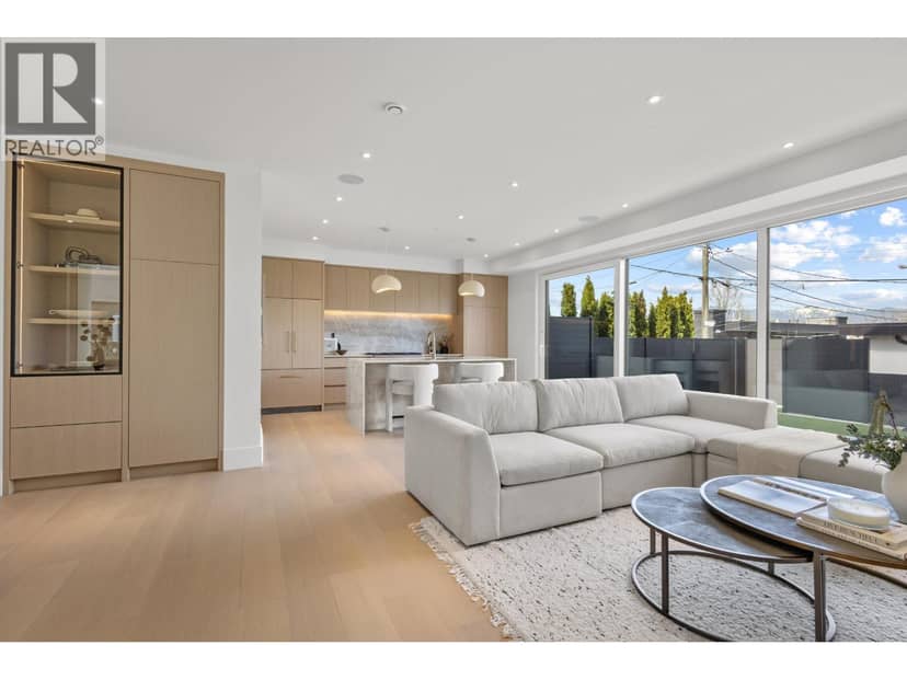 2 2425 KITCHENER STREET, Vancouver, photo 7